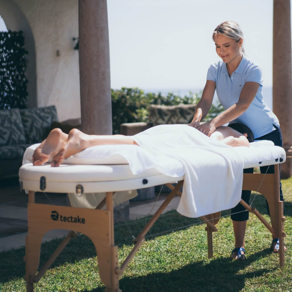 Sini Kolehmainen -Sports Massage Therapist 002